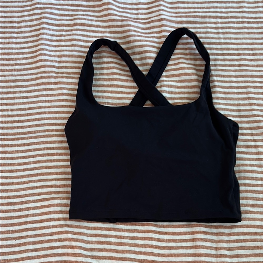 Black Cross-Back Sports Bra